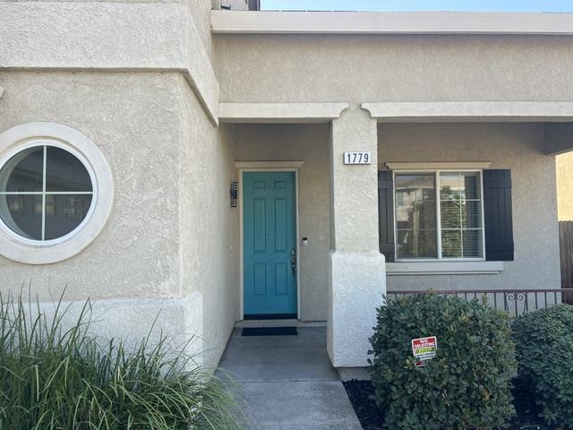 1779 Dover Circle