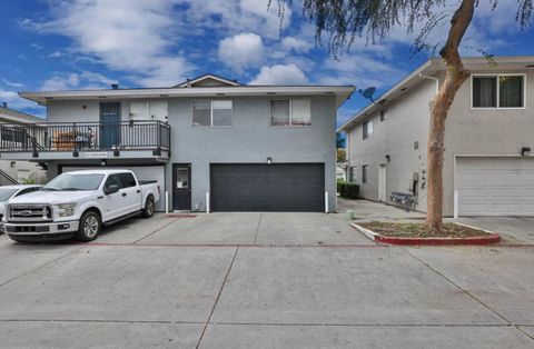 Tiny photo for 5480 Tradewinds Walkway #1, San Jose, CA 95123 (MLS # ML82028159)