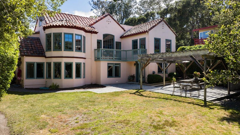 938 Lighthouse Avenue