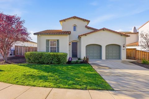 Tiny photo for 3434 Piemonte Court, San Jose, CA 95148 (MLS # ML82039097)