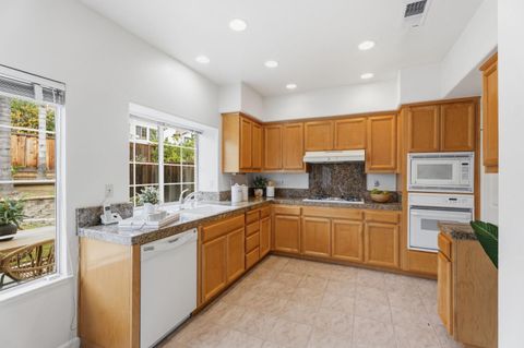Tiny photo for 175 Avenida Espana, SAN JOSE, CA 95139 (MLS # ML82029159)