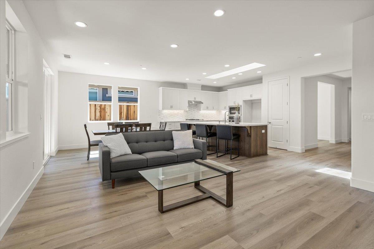 2109 White Oak Drive