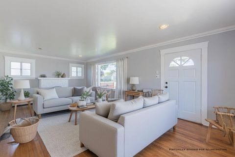 Tiny photo for 116 Oak Street, Salinas, CA 93901 (MLS # ML82039498)