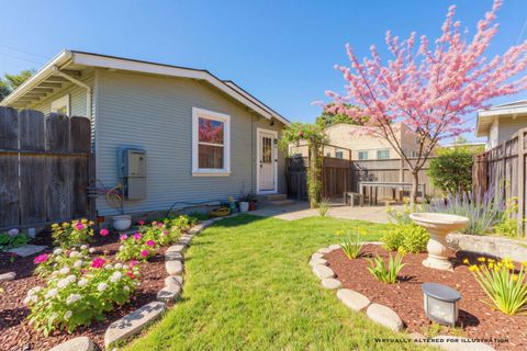 Tiny photo for 116 Oak Street, Salinas, CA 93901 (MLS # ML82039498)