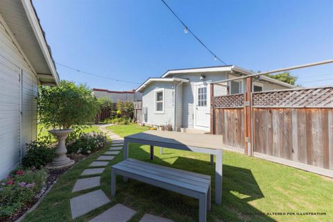 Tiny photo for 116 Oak Street, Salinas, CA 93901 (MLS # ML82039498)