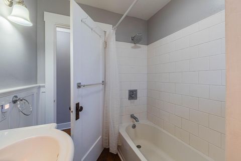 Tiny photo for 116 Oak Street, Salinas, CA 93901 (MLS # ML82039498)