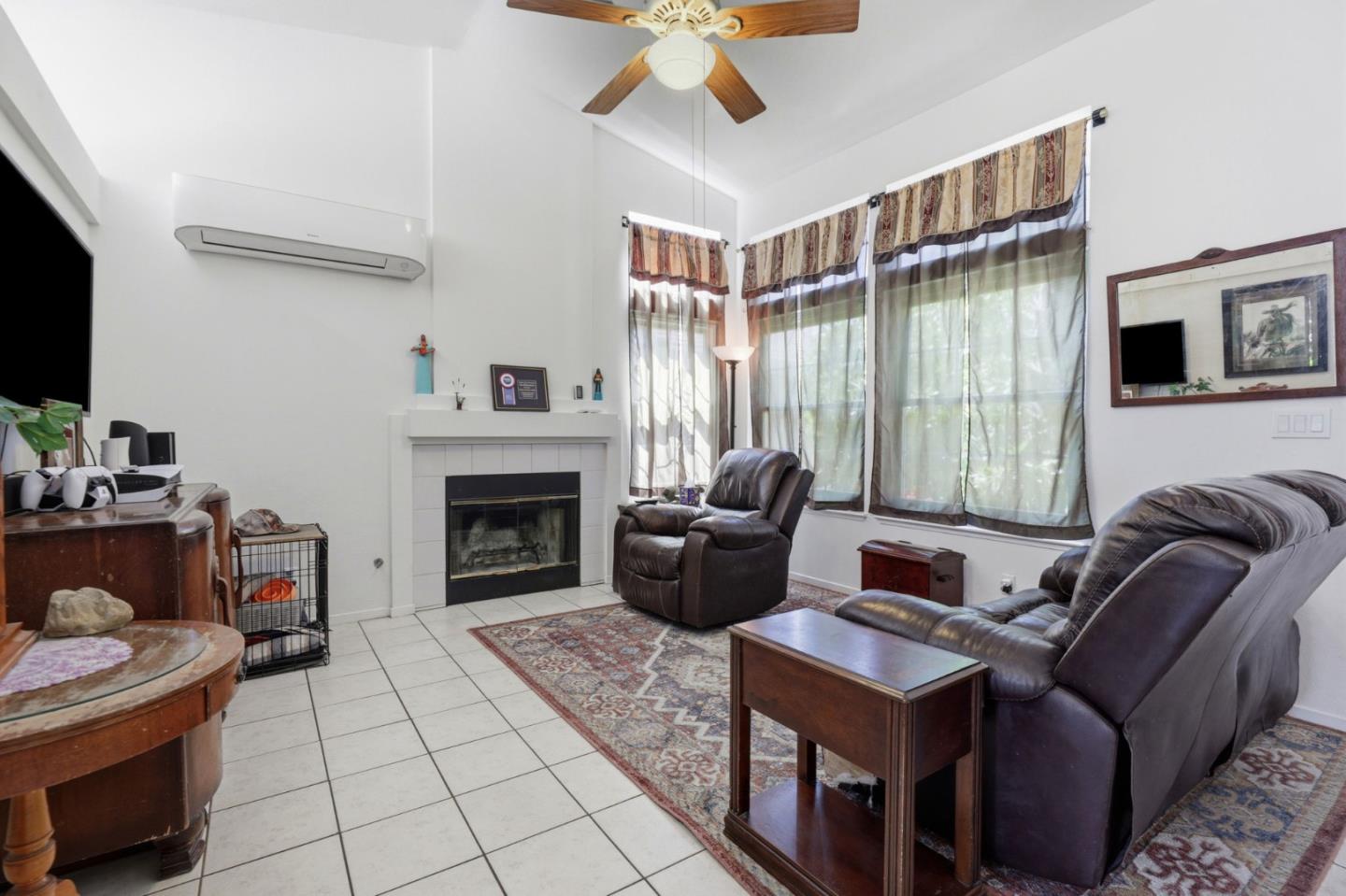 790 Del Monte Drive