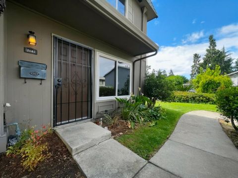 Photo of 2141 Lacsa Court, SAN JOSE, CA 95116 (MLS # ML82040003)