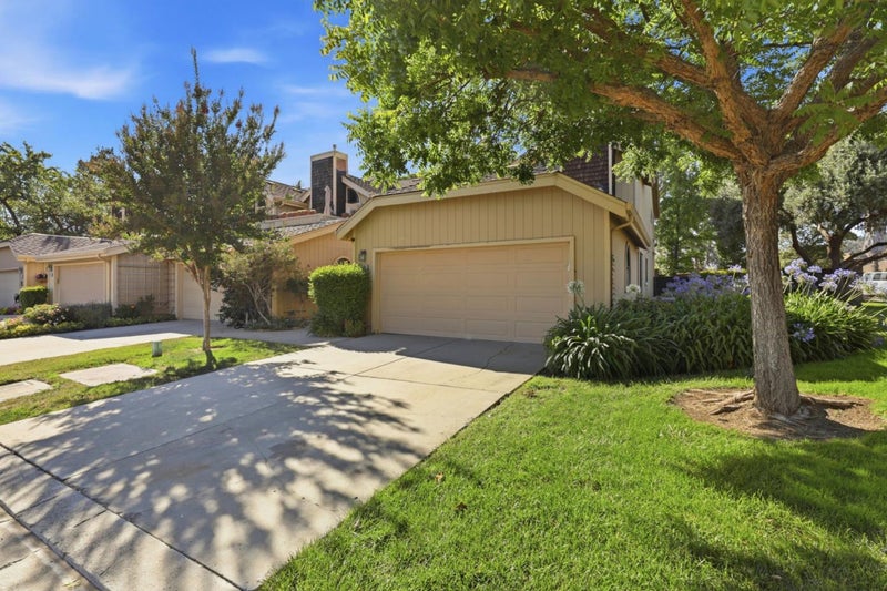 2101 Darnis Circle