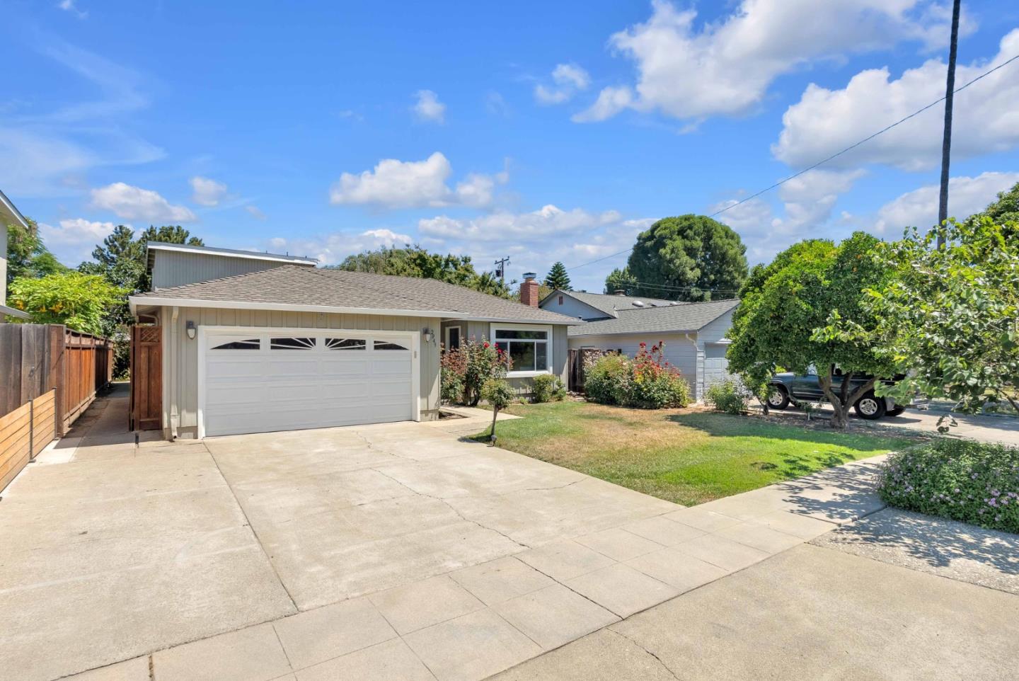 2045 Mardel Lane