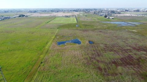 7304 Hedge Avenue SACRAMENTO CA 95829