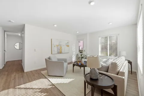 611 Maestro Court, San Jose, CA 95134 - #: ML82027753