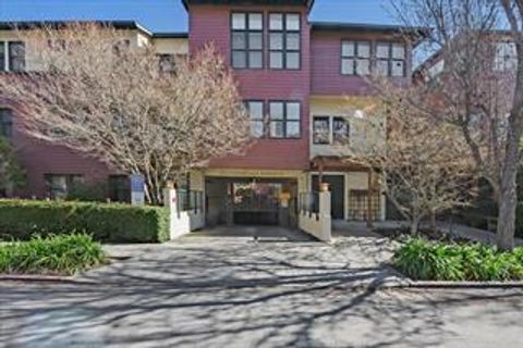 Photo of 435 Sheridan Avenue #109, PALO ALTO, CA 94306 (MLS # ML82033951)