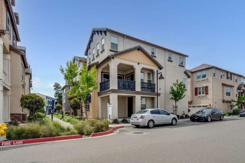 Featured picture for the property ML82002841