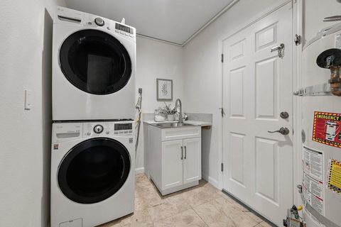 Tiny photo for 1276 Nancarrow Way, San Jose, CA 95120 (MLS # ML82034098)