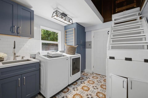 Tiny photo for 639 Pico Avenue, San Mateo, CA 94403 (MLS # ML82060447)