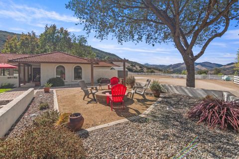 Photo of 44734 Sun Valley Drive, KING CITY, CA 93930 (MLS # ML82023471)