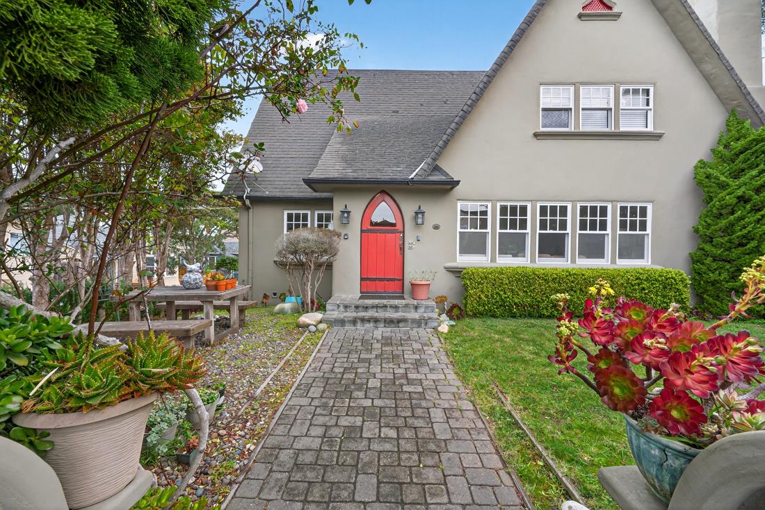 410 Pine Avenue
