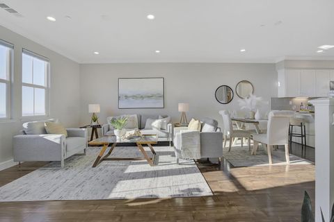 Tiny photo for 2001 Ocean View Court #D, Daly City, CA 94014 (MLS # ML82031533)