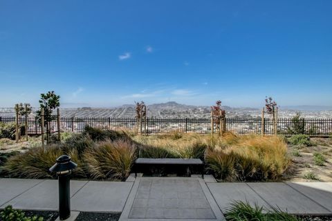Tiny photo for 2001 Ocean View Court #D, Daly City, CA 94014 (MLS # ML82031533)