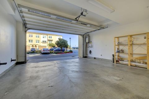 Tiny photo for 2001 Ocean View Court #D, Daly City, CA 94014 (MLS # ML82031533)