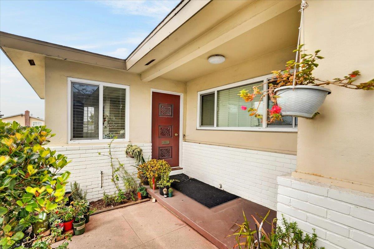 1148 Modoc Street