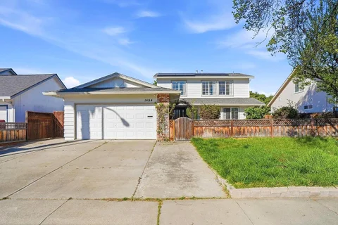 MLS: ML82039383