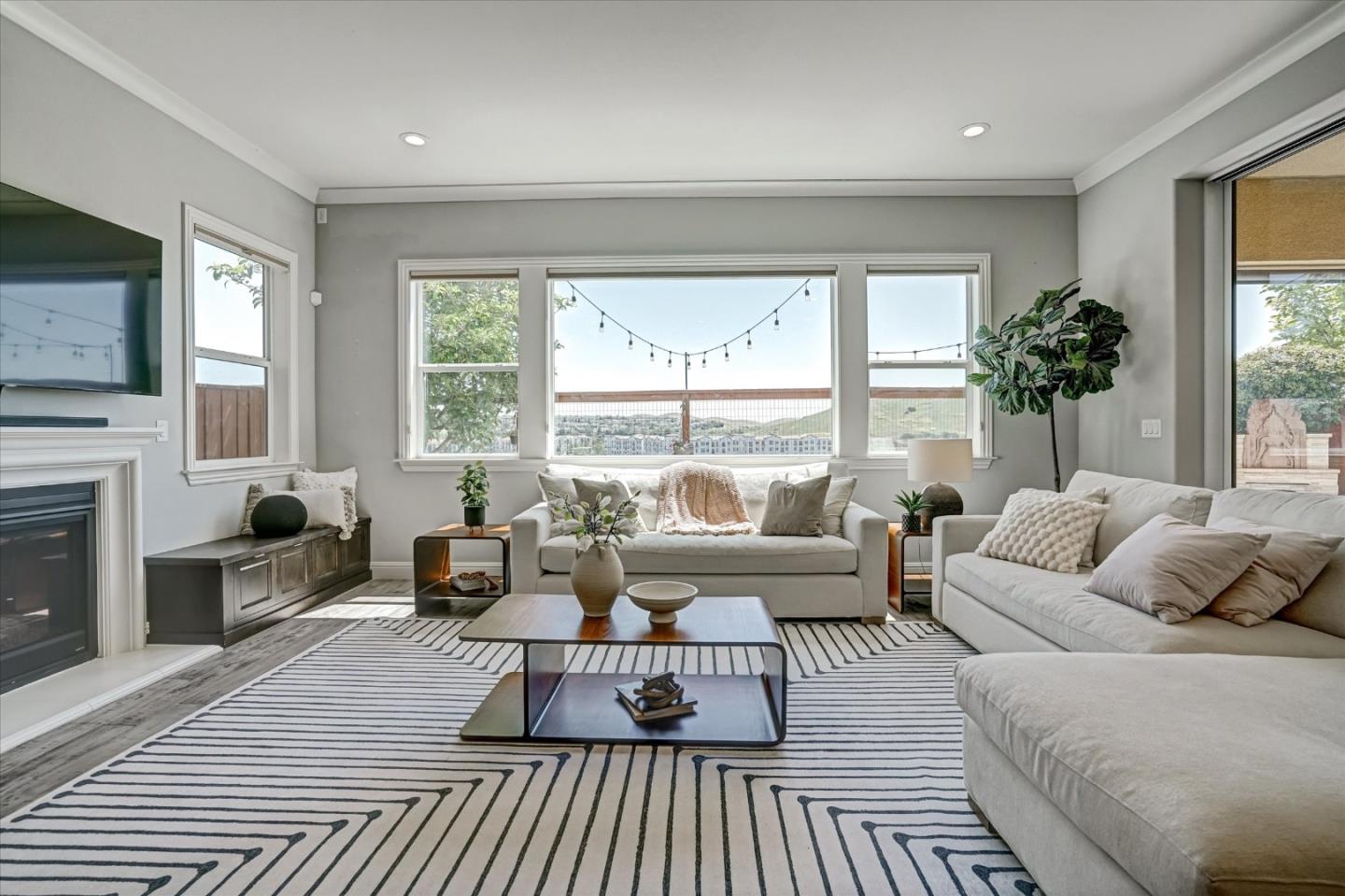 1103 Trumpet Vine Lane