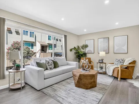 380 Auburn Way Unit 6, San Jose, CA 95129 - #: ML82018117