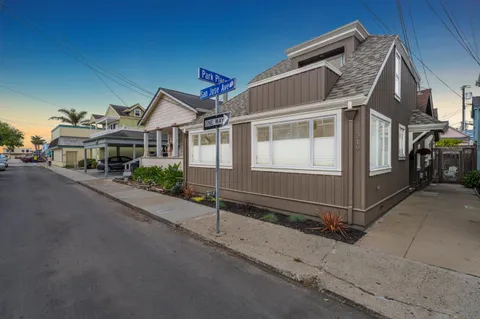 219 San Jose Avenue, Capitola, CA 95010 - #: ML82006902