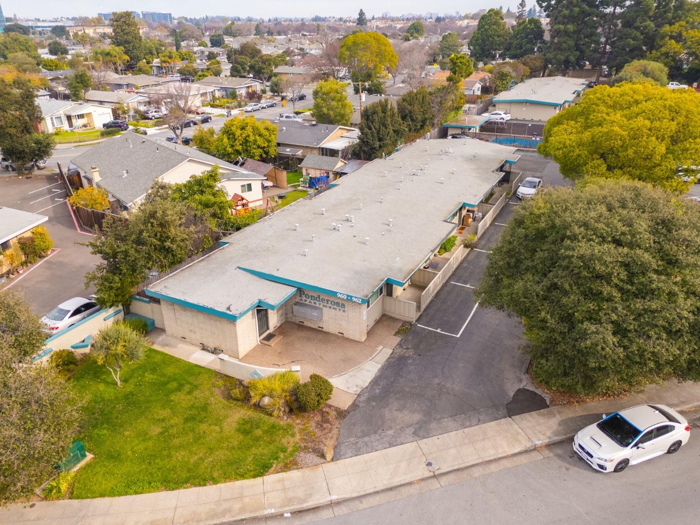 962 West Weddell Drive