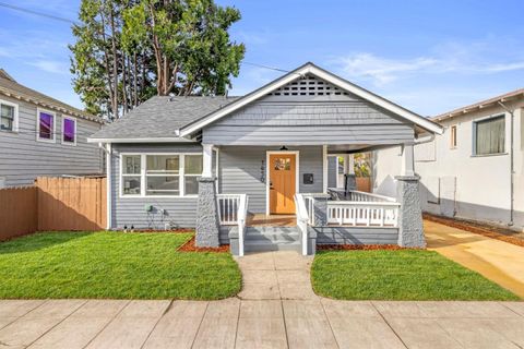 Photo of 1450 Curtis Street, BERKELEY, CA 94702 (MLS # ML82034565)