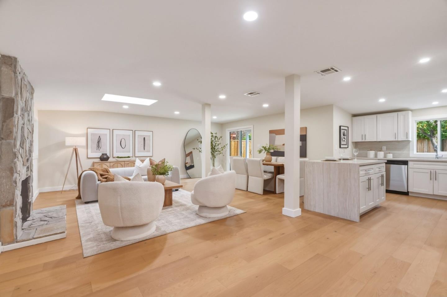 3318 Granada Avenue