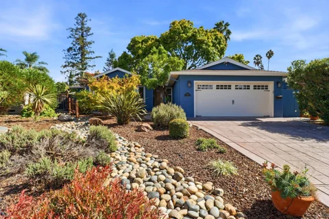 1304 Cherry Court, San Jose, CA 95118 - #: ML82059858