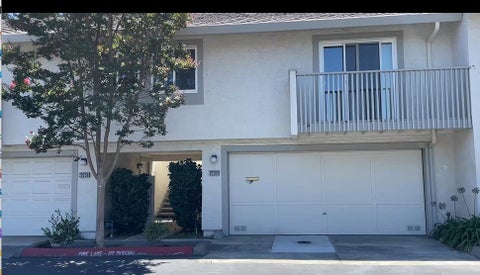 Photo of 20268 Northwest Square, CUPERTINO, CA 95014 (MLS # ML82061140)