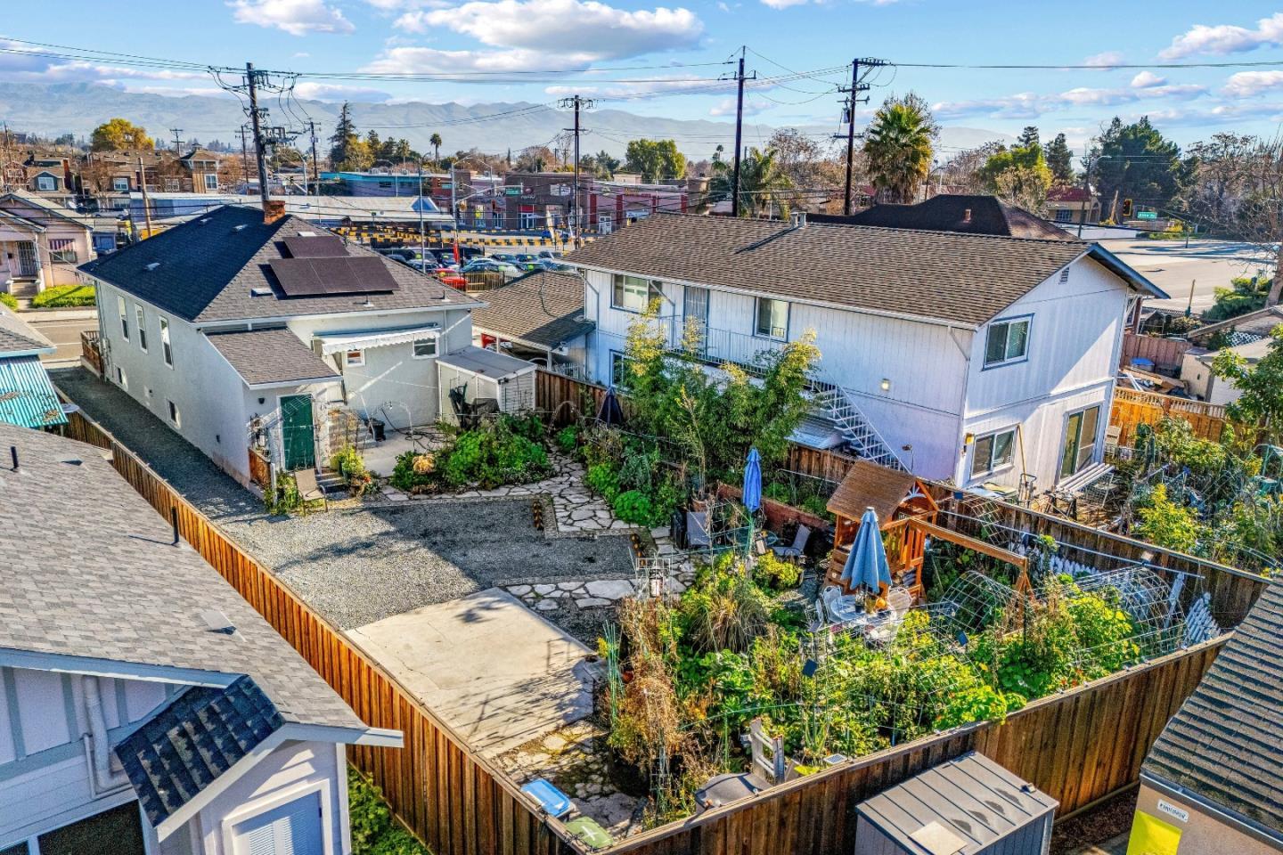 1365 Vine Street