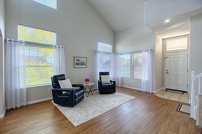 73 Firethorne Way