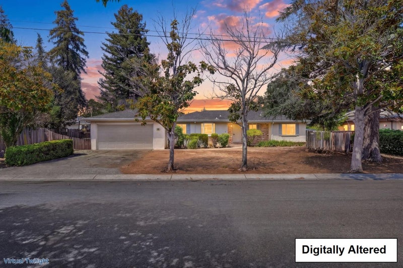 416 Los Ninos Way