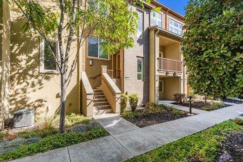 2412 Stearman Court Unit 3, San Jose, CA 95132 - #: ML81973170