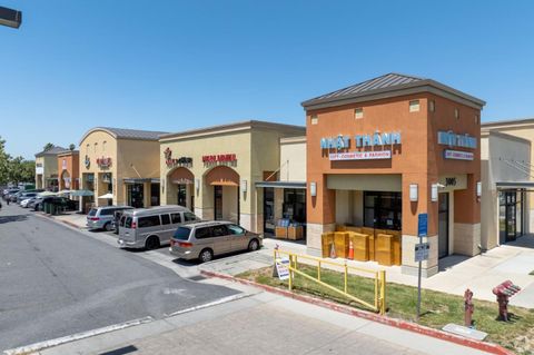 Photo of 3005 Silver Creek Road #194, SAN JOSE, CA 95121 (MLS # ML82040736)