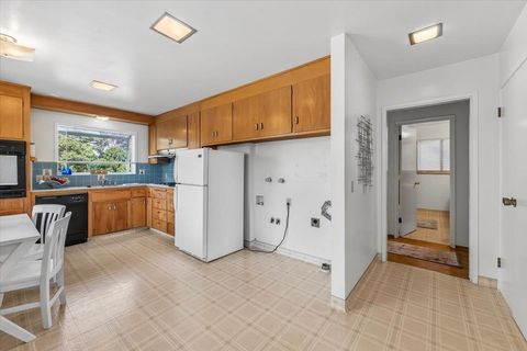 Tiny photo for 401 Sequoia Avenue, MONTEREY, CA 93940 (MLS # ML82022445)