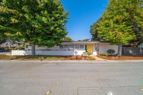 Photo of 401 Sequoia Avenue, MONTEREY, CA 93940 (MLS # ML82022445)