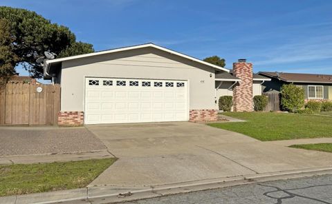Photo of 438 Seminole Way, Salinas, CA 93906 (MLS # ML82031222)