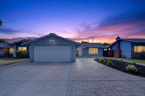 Photo of 2243 Chesley Drive, SAN JOSE, CA 95130 (MLS # ML82049765)