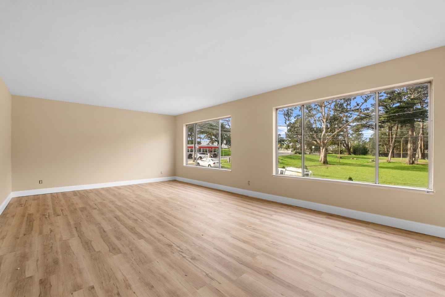 873 University Street