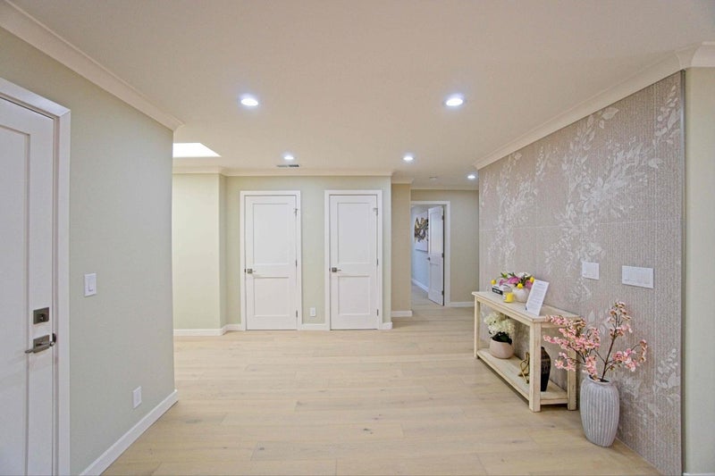 1137 Champagne Lane