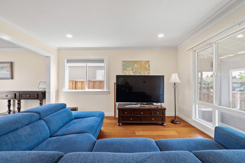 2347 Bennington Lane