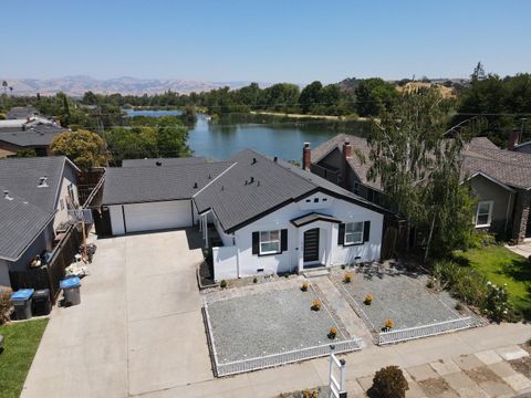 5748 Waltrip Lane, San Jose, CA 95118 - #: ML81973660