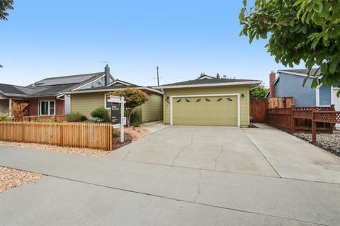 Tiny photo for 5780 Herma Street, SAN JOSE, CA 95123 (MLS # ML82023206)