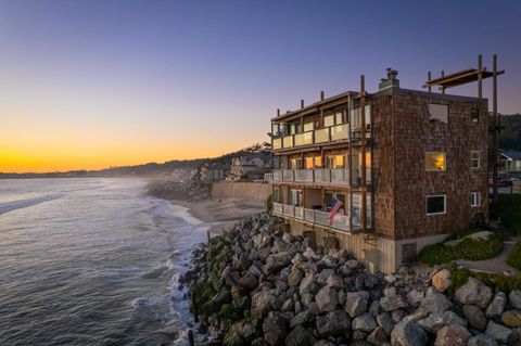 Photo of 2 Mirada Road #3, HALF MOON BAY, CA 94019 (MLS # ML82039475)